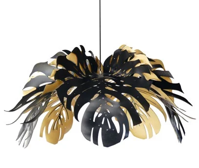 BLACK / GOLD